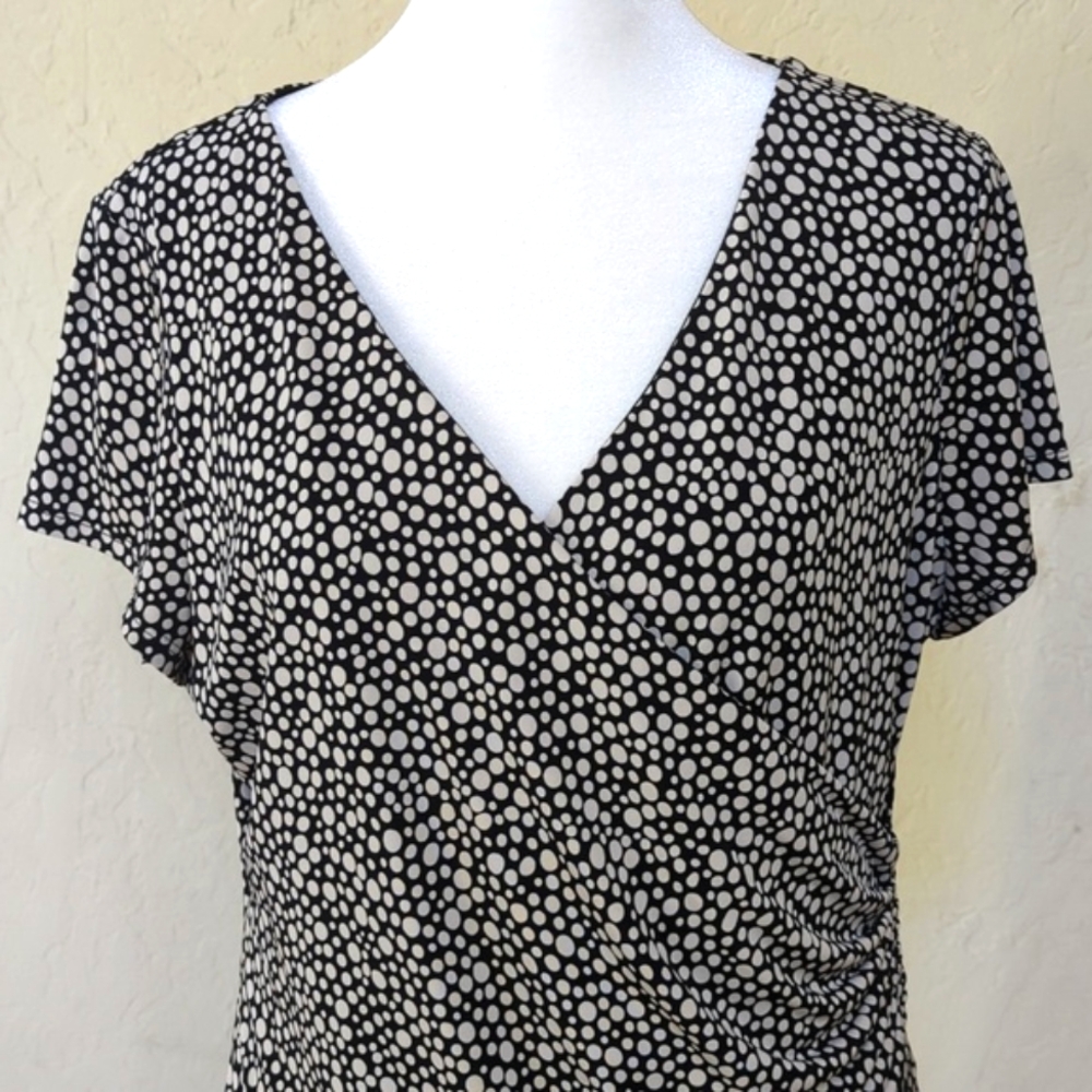 The Limited Black White Dot Short Sleeve Surplice Faux Wrap Dress Size Large - Picture 2 of 9